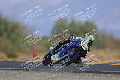 media/Sep-24-2022-CVMA (Sat) [[a45f954247]]/Race 14 Amateur Supersport Open/